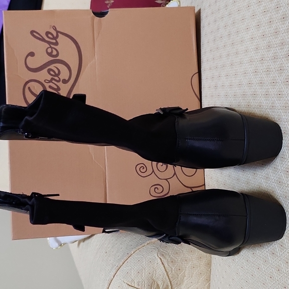 Pure Sole black leather mid calf boot - Picture 3 of 4